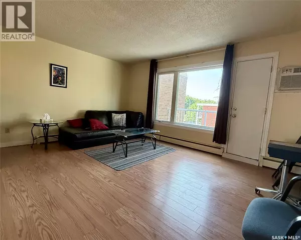 Regina, SK S4S3B2,20 4505 RAE STREET
