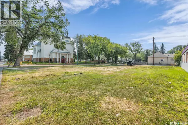 Saskatoon, SK S7M0Y6,1001 20th STREET W