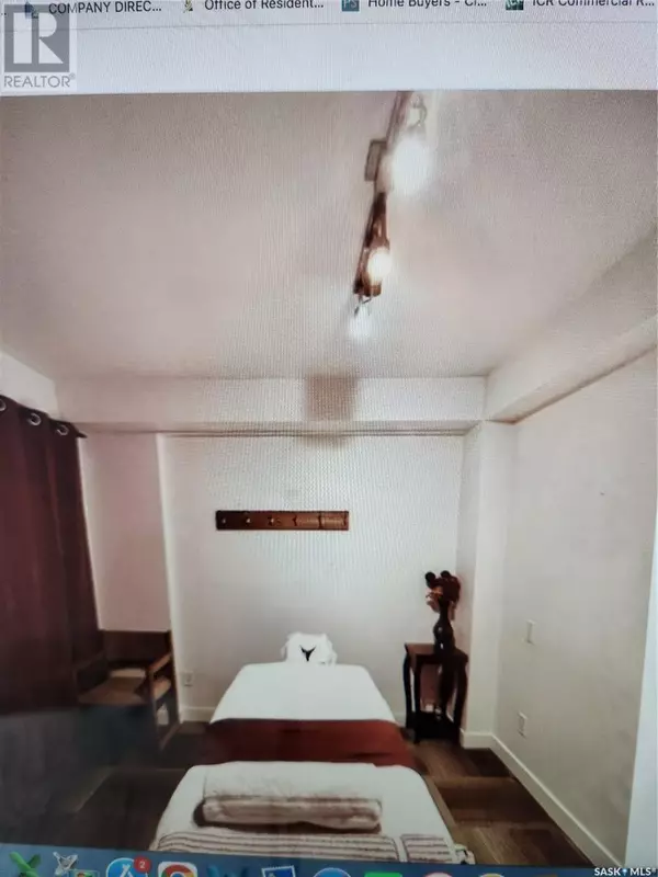 Saskatoon, SK S7M0Y3,814 20th STREET W