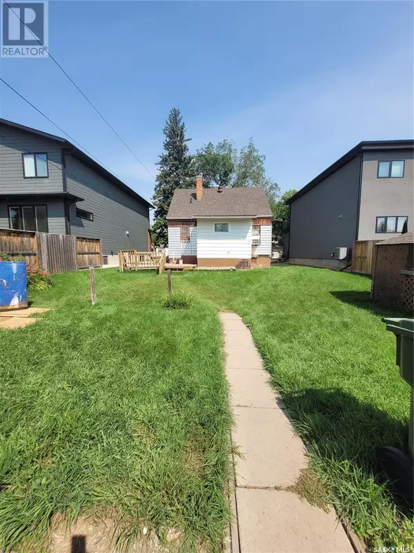Saskatoon, SK S7N0R9,1322 15th STREET E