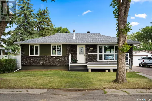 Regina, SK S4R0A2,27 Norwood CRESCENT