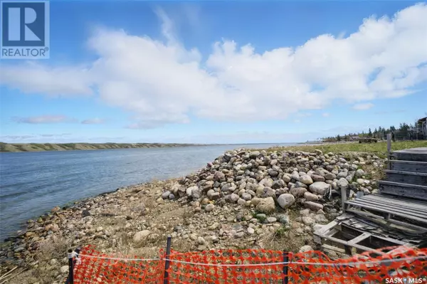 Manitou Beach, SK S0K4T1,100 MacLachlan AVENUE