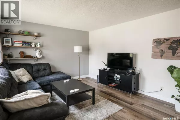 Saskatoon, SK S7H1R5,1134 2nd STREET E
