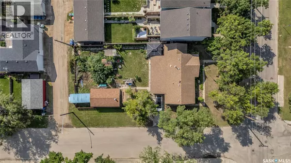 Saskatoon, SK S7K0Y6,923 Osborne STREET