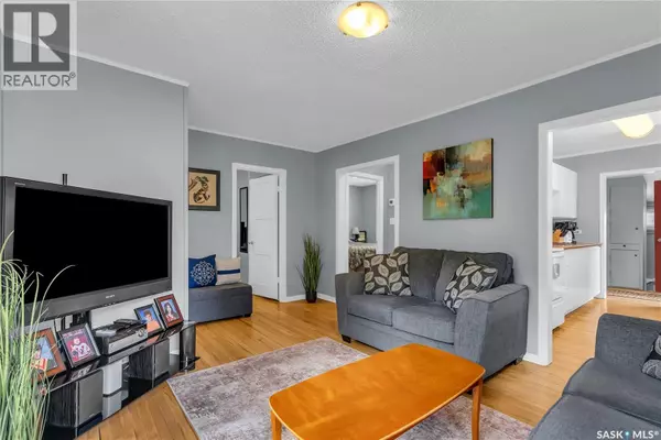 Saskatoon, SK S7H1S3,425 1st STREET E