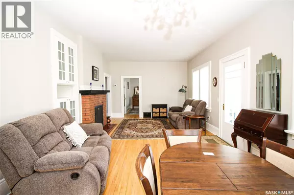 Shaunavon, SK S0N2M0,671 2nd STREET E