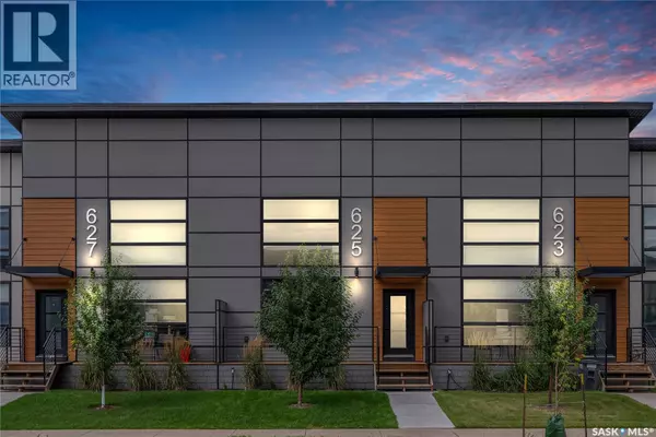 625 Brighton GATE, Saskatoon, SK S7V0T4