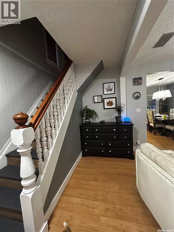 North Battleford, SK S9A1L3,1432 103rd STREET