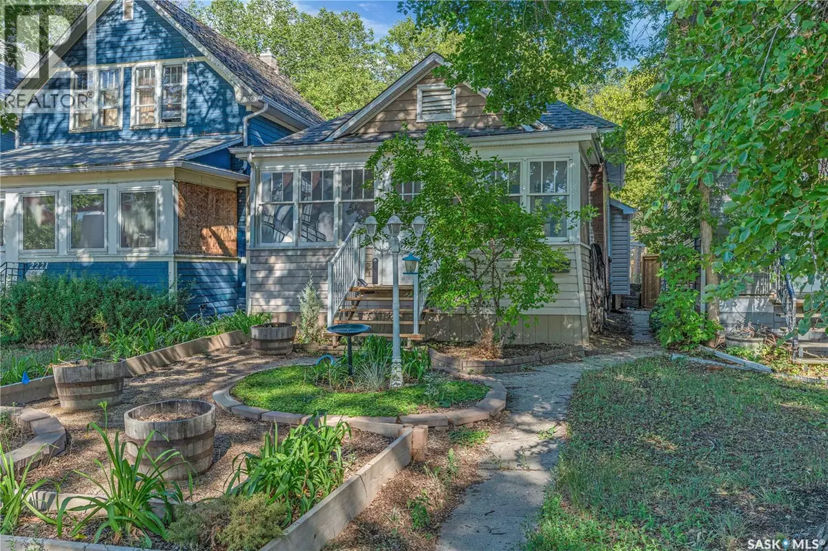 Regina, SK S4P1N5,2223 TORONTO STREET