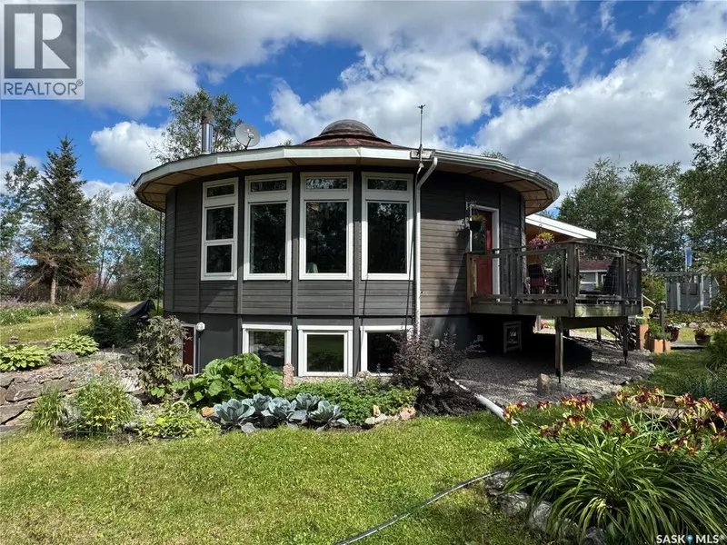 Lakefront Round House, Northern Admin District, SK S0J1L0