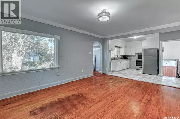 Regina, SK S4T4B7,1343 Queen STREET