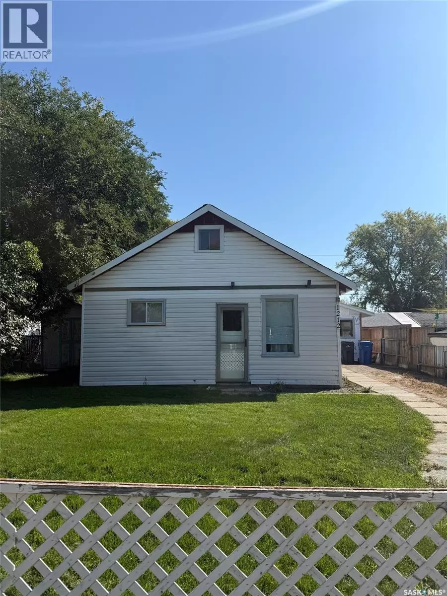North Battleford, SK S9A2B2,1212 108th STREET