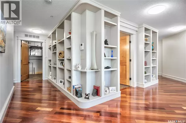 Prince Albert, SK S6V1G7,301 1602 1st STREET E