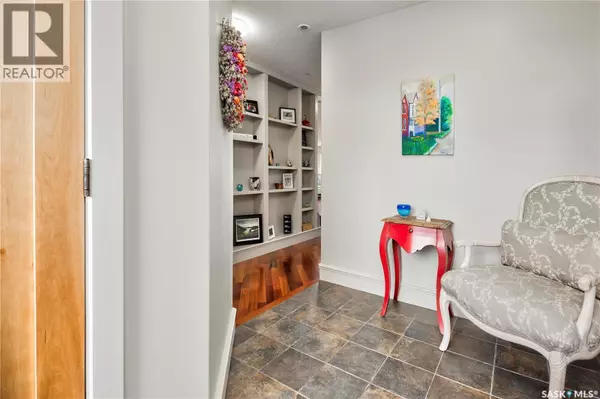 Prince Albert, SK S6V1G7,301 1602 1st STREET E