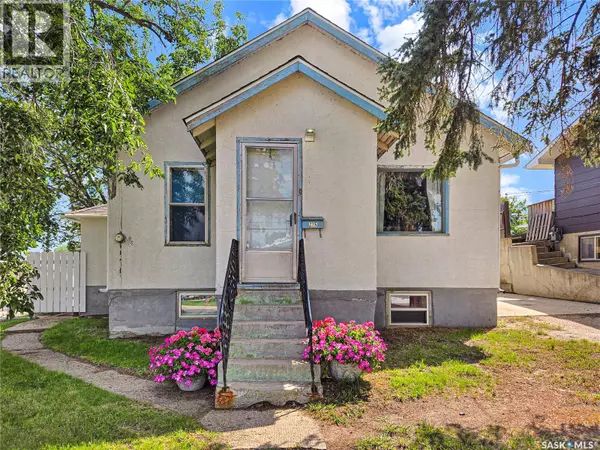 275 5th AVENUE NE, Swift Current, SK S9H2L3