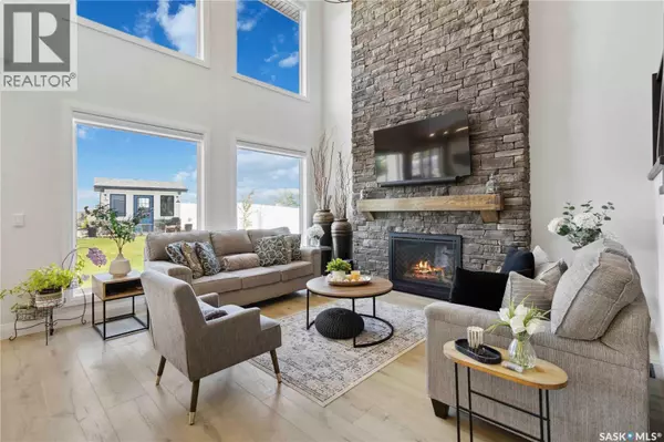 Saskatoon, SK S7W1E5,416 Woolf BEND