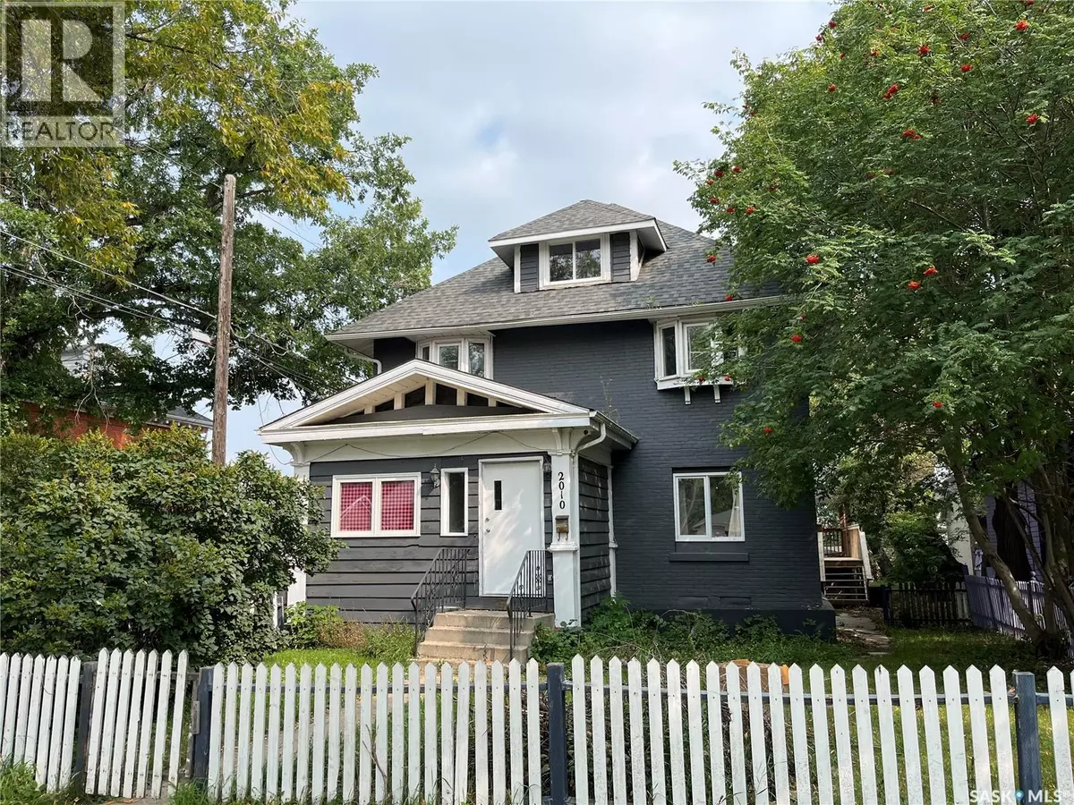 Prince Albert, SK S6V2B7,2010 1st AVENUE E