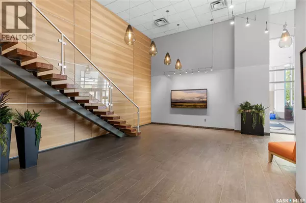 Regina, SK S4P1Y8,203 2300 Broad STREET