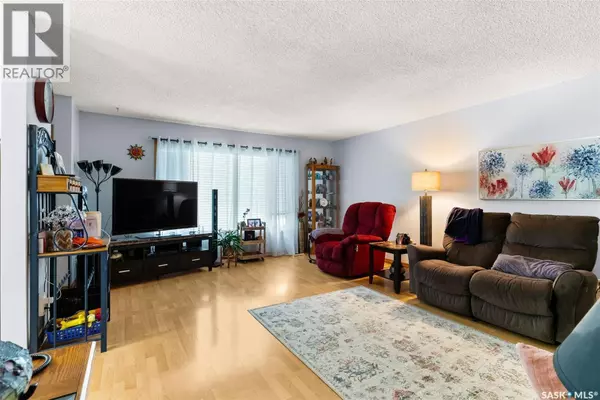 Regina, SK S4N5S6,1606 7th AVENUE E