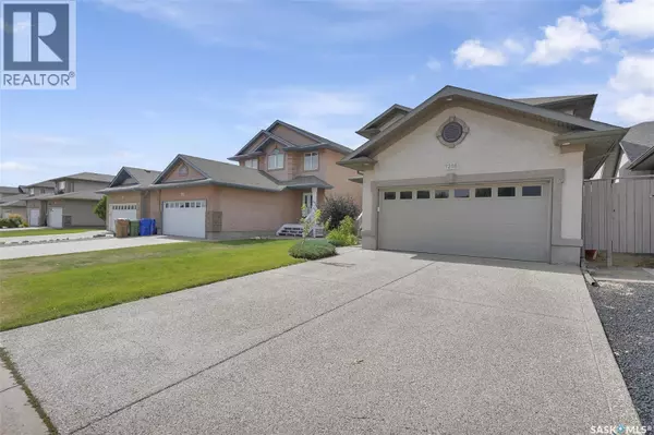 Regina, SK S4V3G2,7206 Wascana Cove WAY