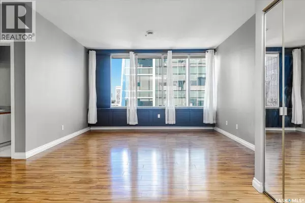 Regina, SK S4P2C2,801 1867 Hamilton STREET