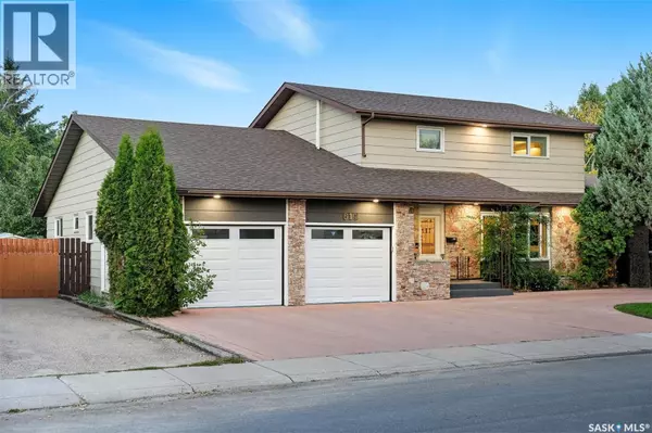 Saskatoon, SK S7J4E7,619 Kingsmere BOULEVARD
