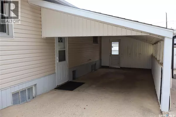 Assiniboia, SK S0H0B0,505 3rd AVENUE E