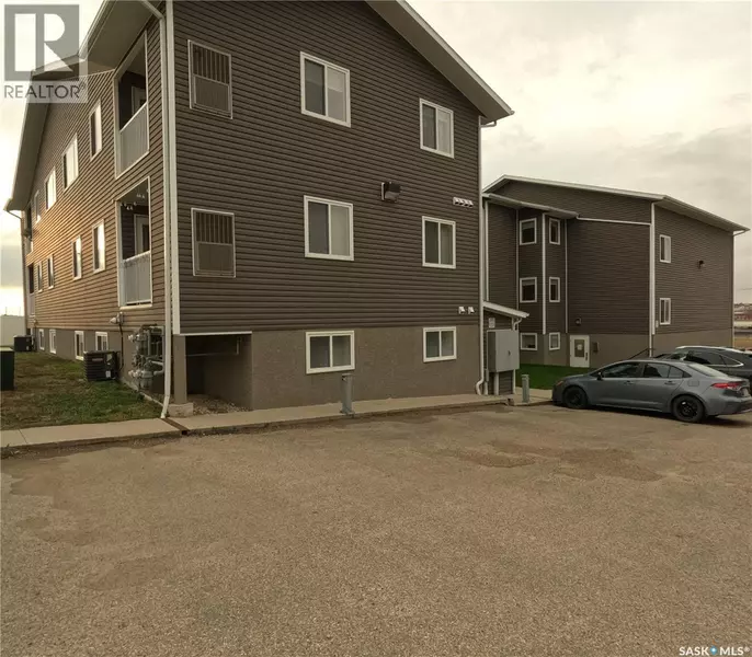 101 221 Main STREET S, Moose Jaw, SK S6H4R6