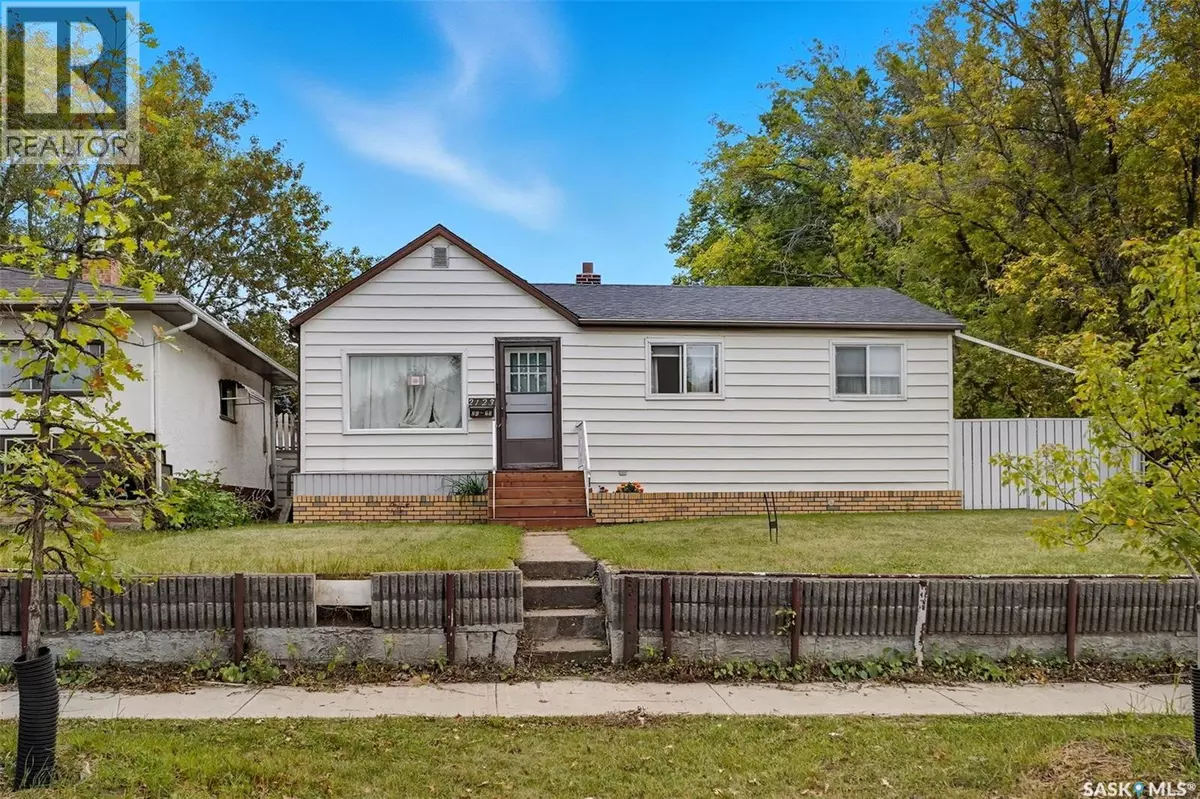 Saskatoon, SK S7M1A7,2123 20th STREET W