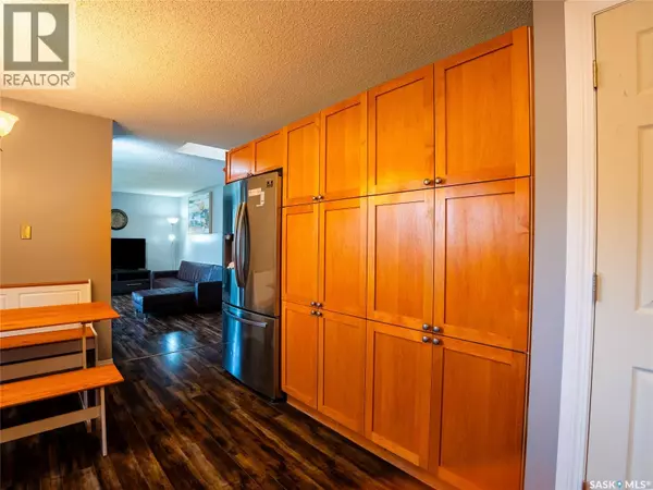 Regina, SK S4N6Y3,1003 Bayda CRESCENT