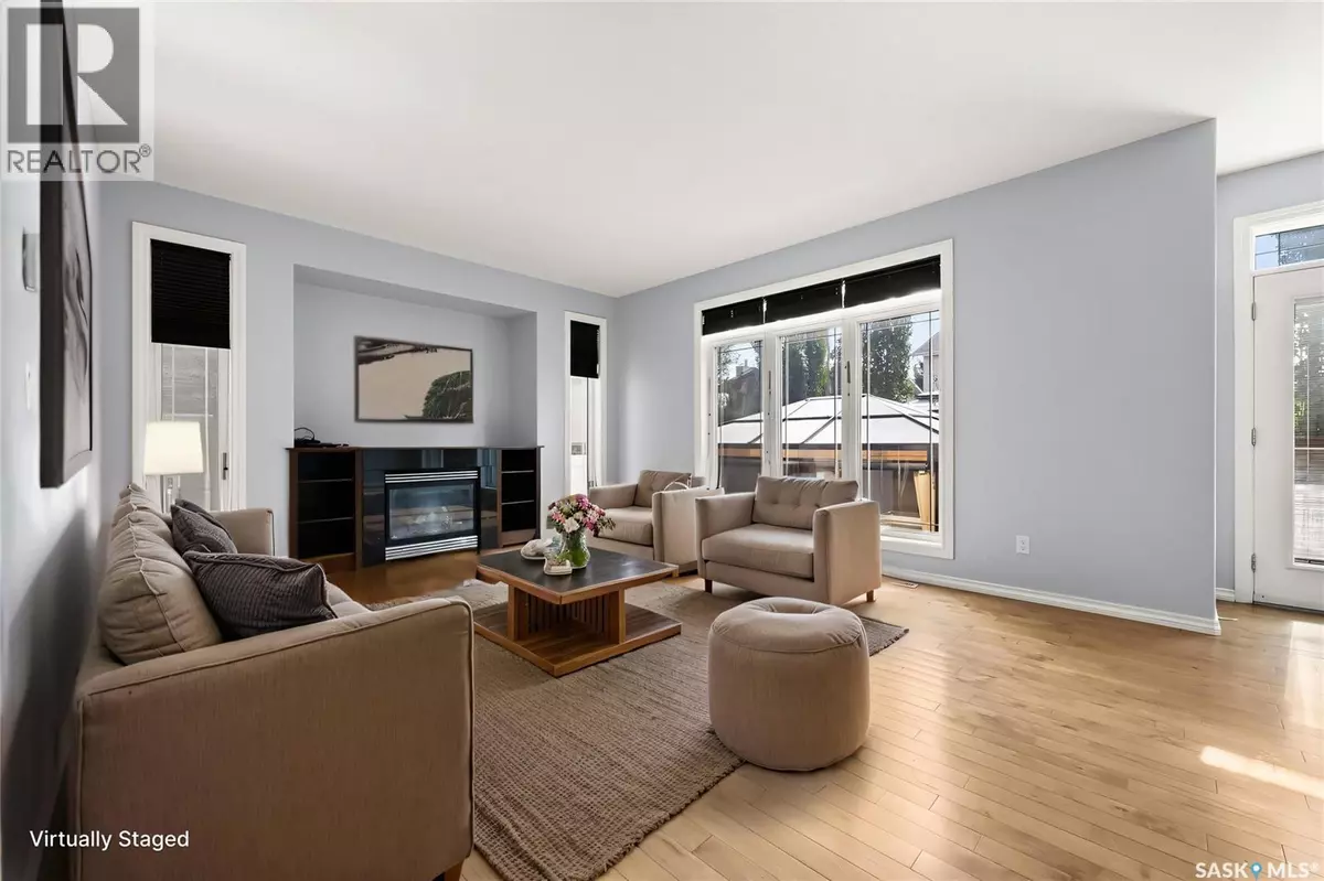 Regina, SK S4X4J2,6925 Maple Ridge DRIVE