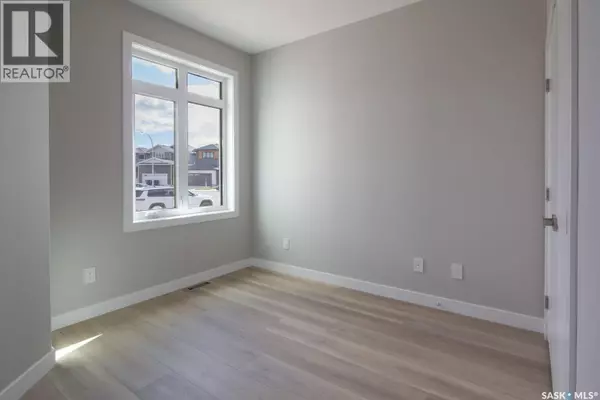 Saskatoon, SK S7W1K7,423 Sharma CRESCENT