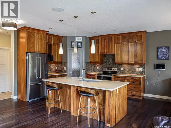 Regina, SK S4V0N3,2715 Highgrove ROAD