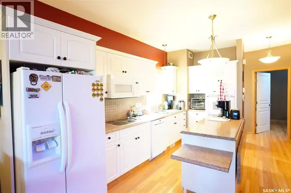 Regina, SK S4T5C2,1340 McIntosh STREET