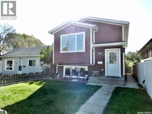 Moose Jaw, SK S6H0J1,907 Ominica STREET E