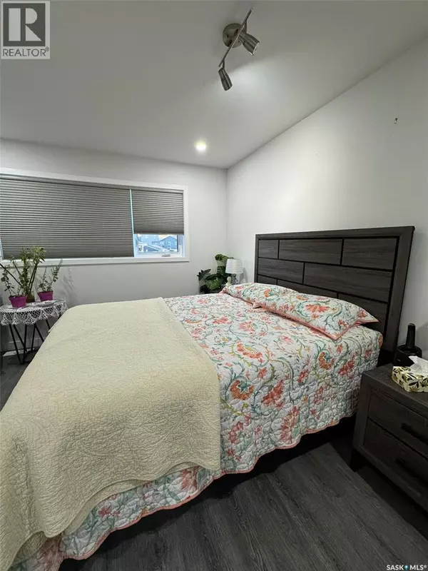 Saskatoon, SK S7L6K8,539 Ells CRESCENT