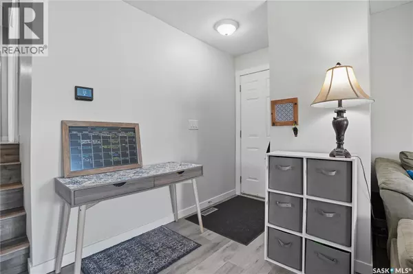 Regina, SK S4T7N6,127 Hastings CRESCENT