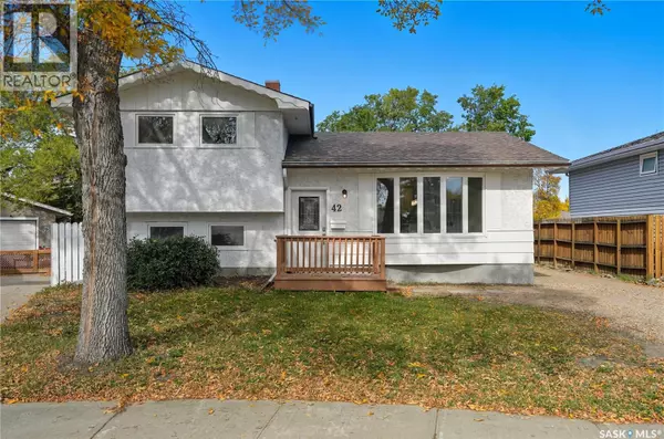 42 Aitken CRESCENT, Regina, SK S4R5W7