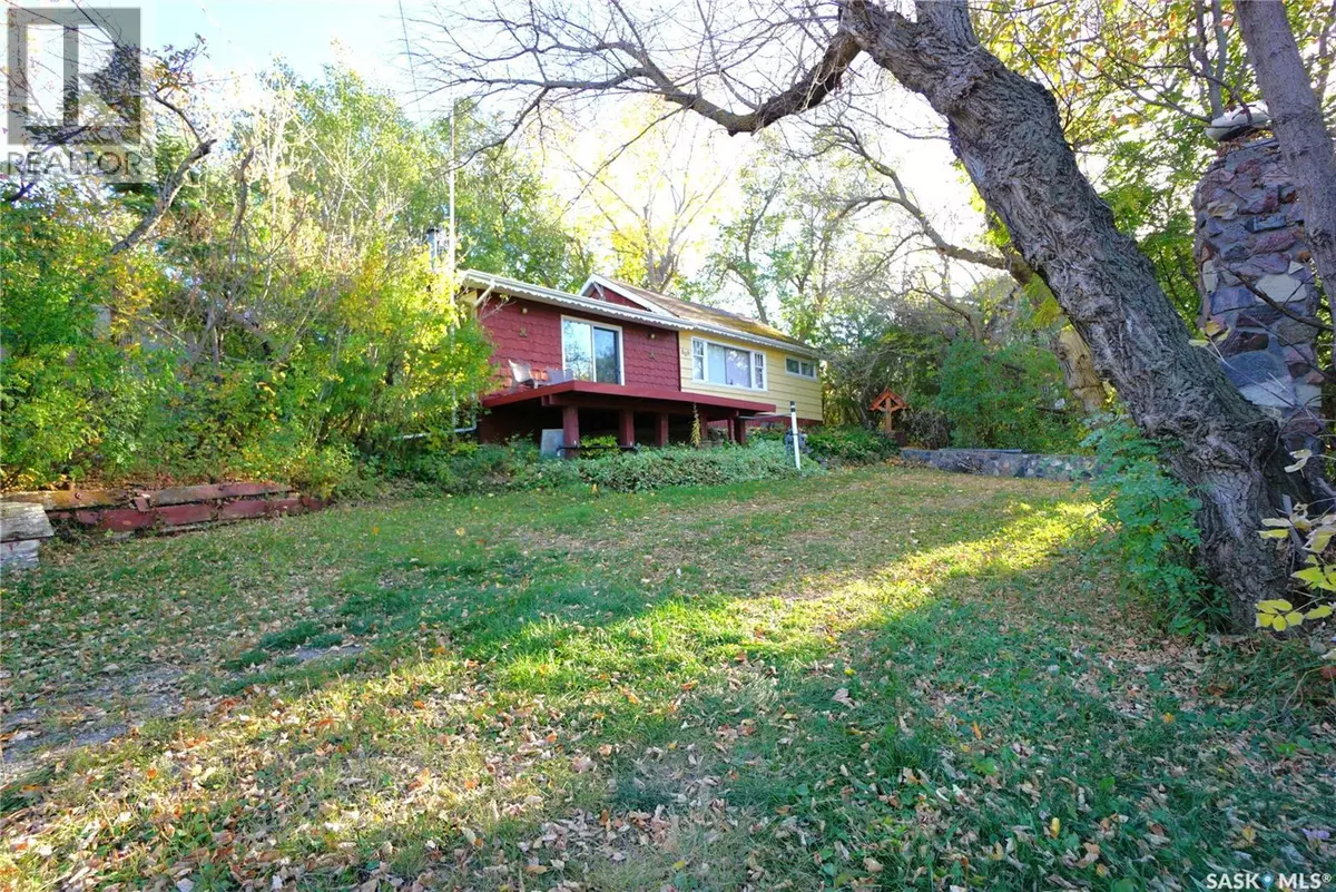 Regina Beach, SK S0G4C0,608 Nicoll LANE