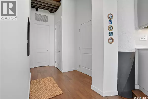 Saskatoon, SK S7L1M7,503 211 D AVENUE N