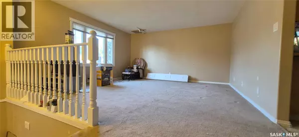 Moose Jaw, SK S6H7C8,1438 Sioux CRESCENT SW