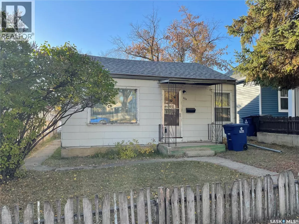 Saskatoon, SK S7L2J8,223 J AVENUE N