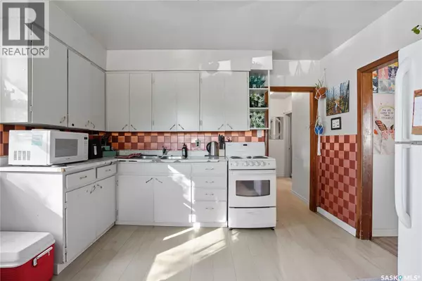Regina, SK S4N2W5,2440 MCARA STREET