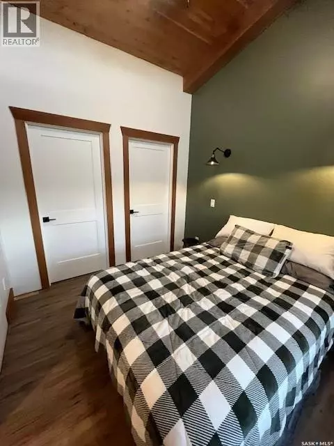 Hoodoo Rm No. 401, SK S0K4P0,3 Wacasa RIDGE