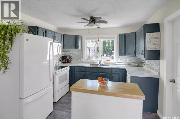 Assiniboia, SK S0H0B0,704 Leeville DRIVE