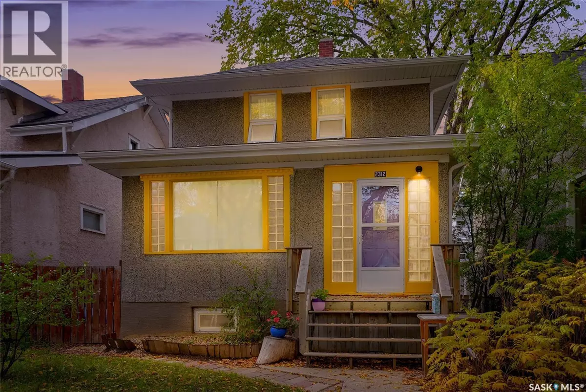 Regina, SK S4P1K4,2312 QUEBEC STREET