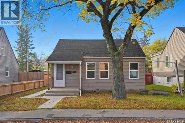 3 Minto PLACE, Saskatoon, SK S7L1C4