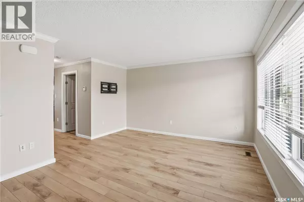 Saskatoon, SK S7V0J3,46 235 Rosewood BOULEVARD E