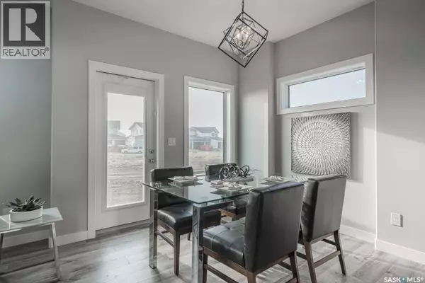 Saskatoon, SK S7V1R3,102 Traeger COMMON