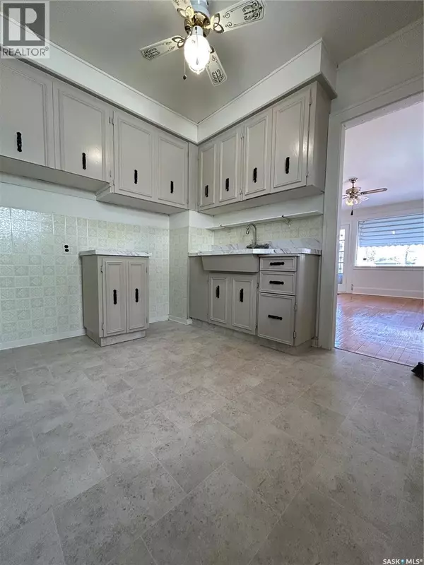 Regina, SK S4T3M9,1535 Elphinstone STREET